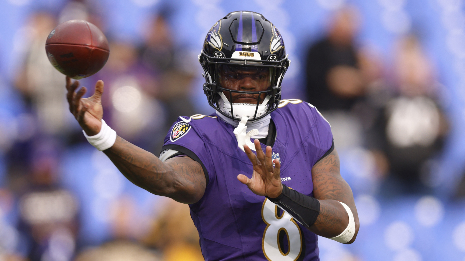 https://www.yardbarker.com/media/f/c/fc71c2851688e1e1835cc0ca76fccc39de89fbad/thumb_16x9/lamar-jacksons-next-ravens-contract-gets-massive.jpg?v=1