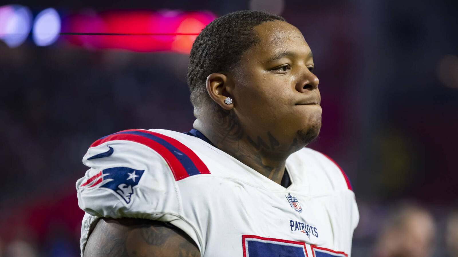 Report reveals latest on Patriots' tackle situation Yardbarker