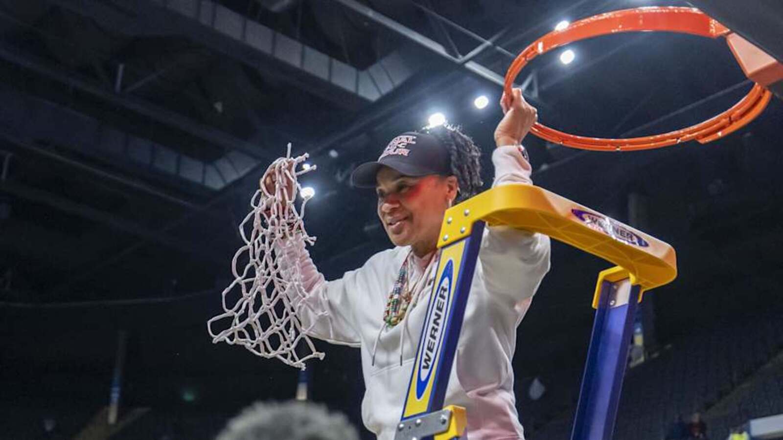 South Carolina Women's Basketball HC Dawn Staley Reaches Historic Career Milestone