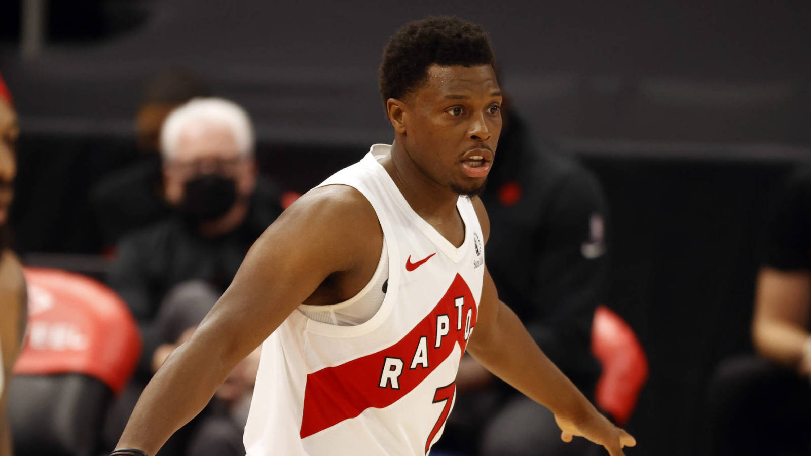Report: Bulls interested in Kyle Lowry, Lonzo Ball, other PGs this offseason