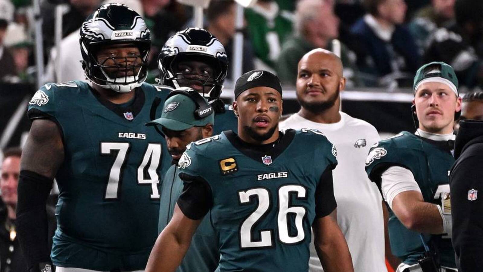 Eagles Stock Report: Defensive Concerns Rising, Offense Showing Life Ahead of Week 8