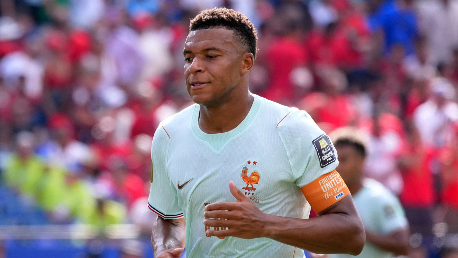 https://www.yardbarker.com/media/f/d/fd50baacfff15416c56f42aa99a419ff91642cf9/thumb_16x9/frances-kylian-mbappe-takes-blame-world-cup-loss.jpg?v=1