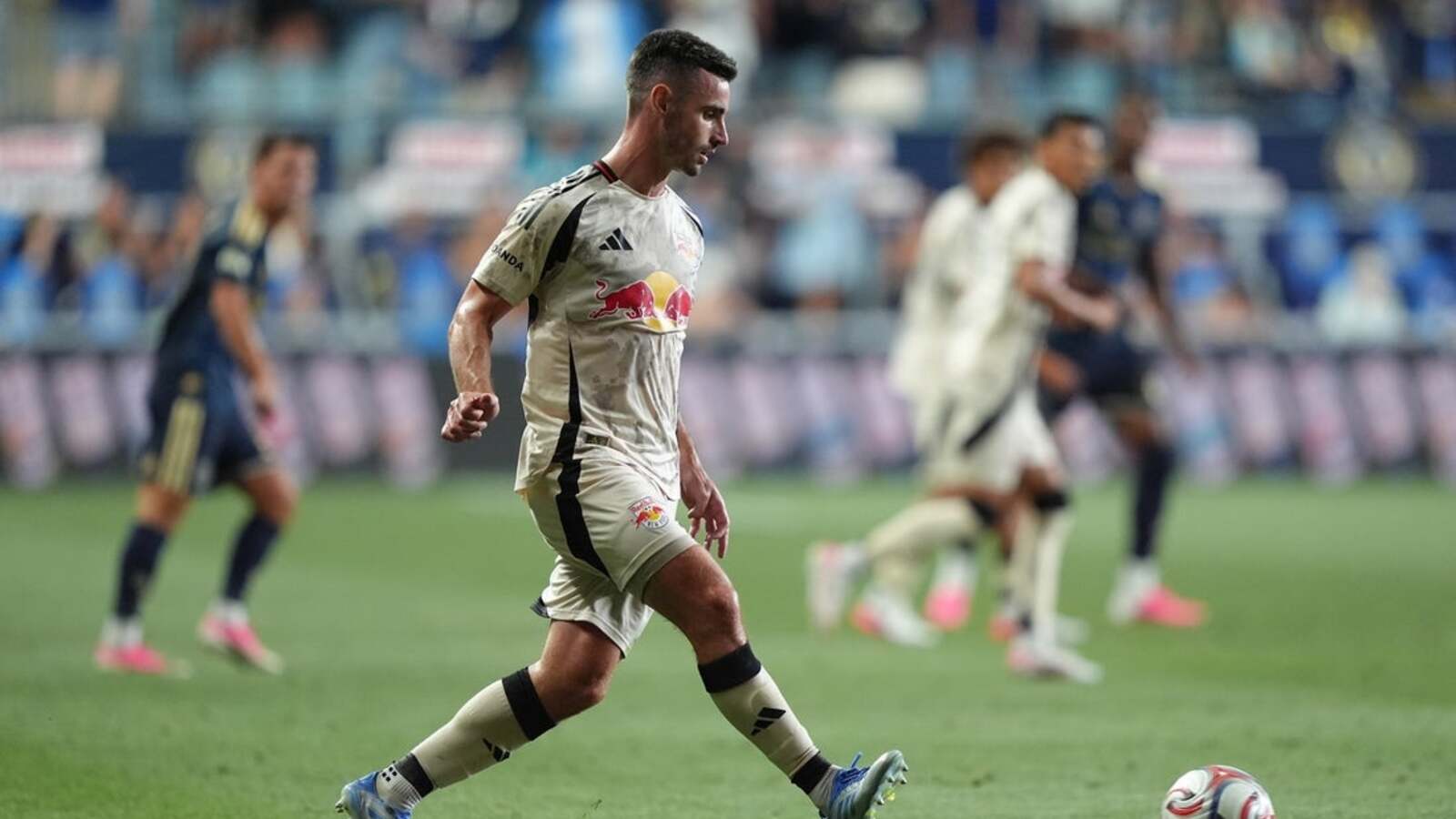 Charlotte, Red Bulls battle for positioning in middle of East standings
