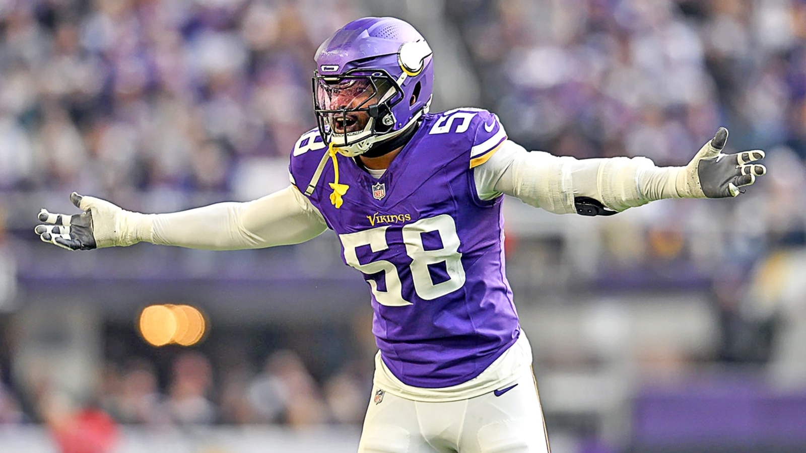 49ers linked to Vikings pass rusher Jonathan Greenard amid trade report