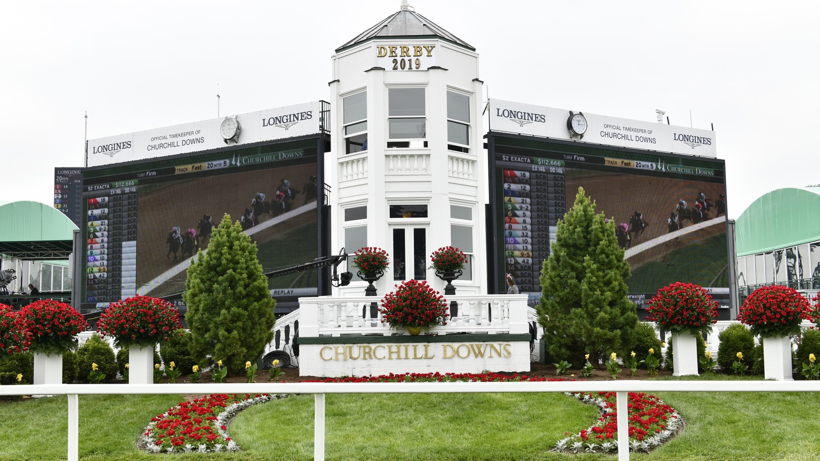 Several horses have died at Churchill Downs Yardbarker