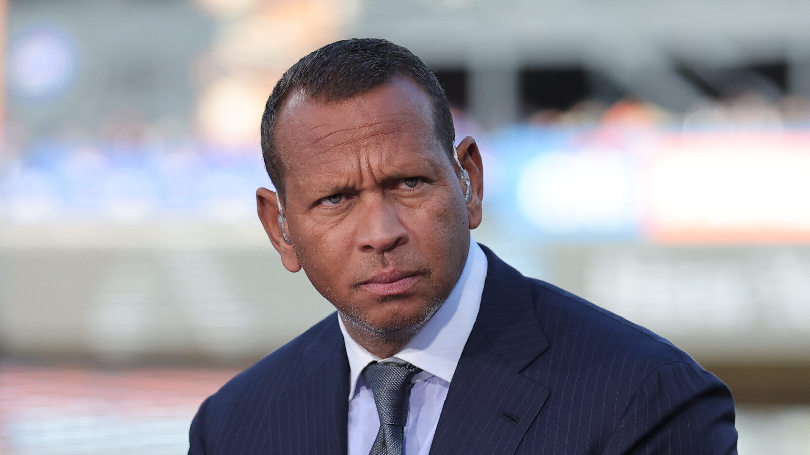 https://www.yardbarker.com/media/f/d/fdc1b985fb290505f7f499a5211ee1e2c21a1e75/thumb_16x9/alex-rodriguez-shares-worrisome-update-potential.jpg?v=1