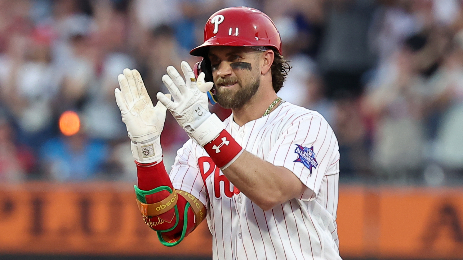 https://www.yardbarker.com/media/f/d/fdcb18f9f6ca5da0a411a52864e336825fa54934/thumb_16x9/bryce-harper-needs-one-big-before-home-run-derby.jpg?v=1