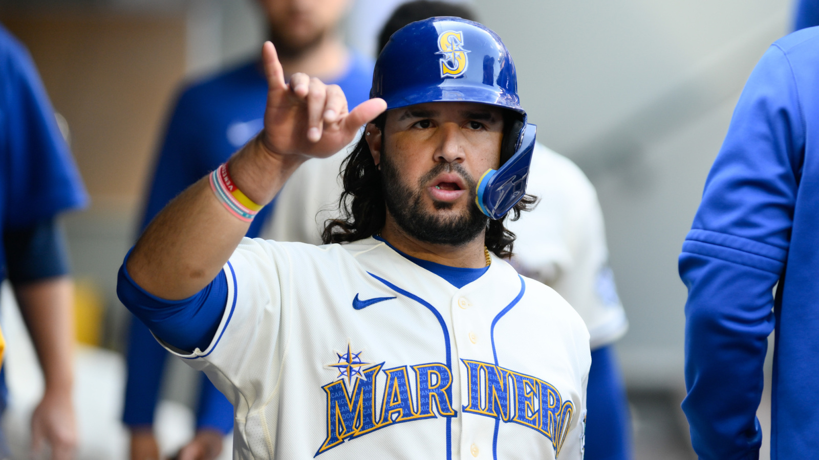 https://www.yardbarker.com/media/f/d/fdef095ab6c65e7ab4f61d529c25c5394391ee43/thumb_16x9/active-multiple-30-home-run-mlb-seasons-quiz.jpg?v=1