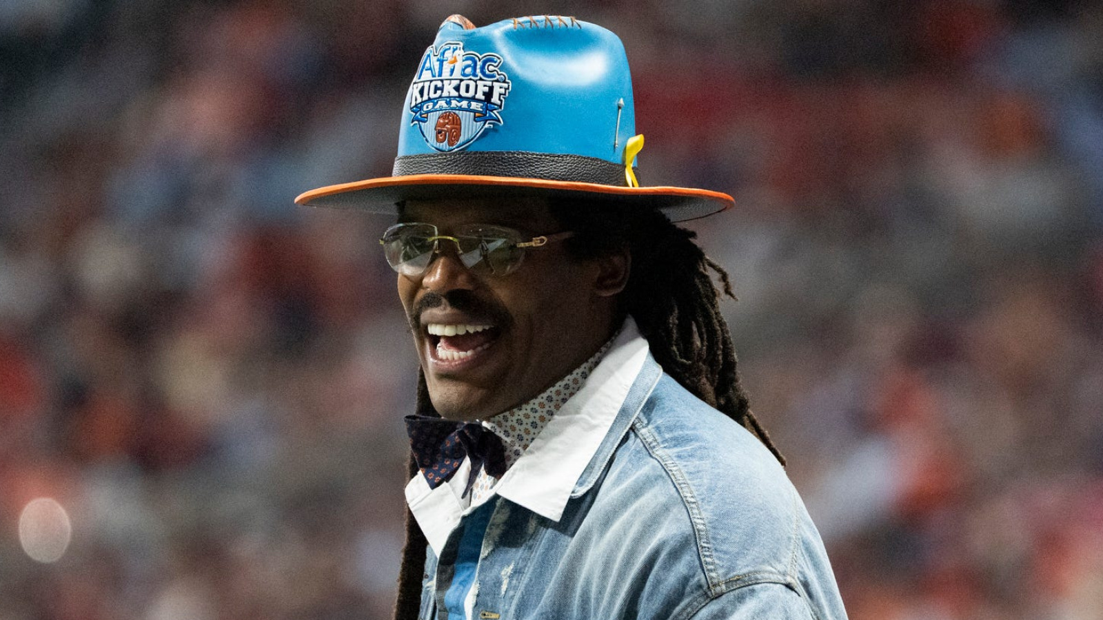 https://www.yardbarker.com/media/f/d/fdf1584e9ffffd8f77c5eaa37312b3667a34d045/thumb_16x9/cam-newton-sends-message-falcons-amid-qb.jpg?v=1