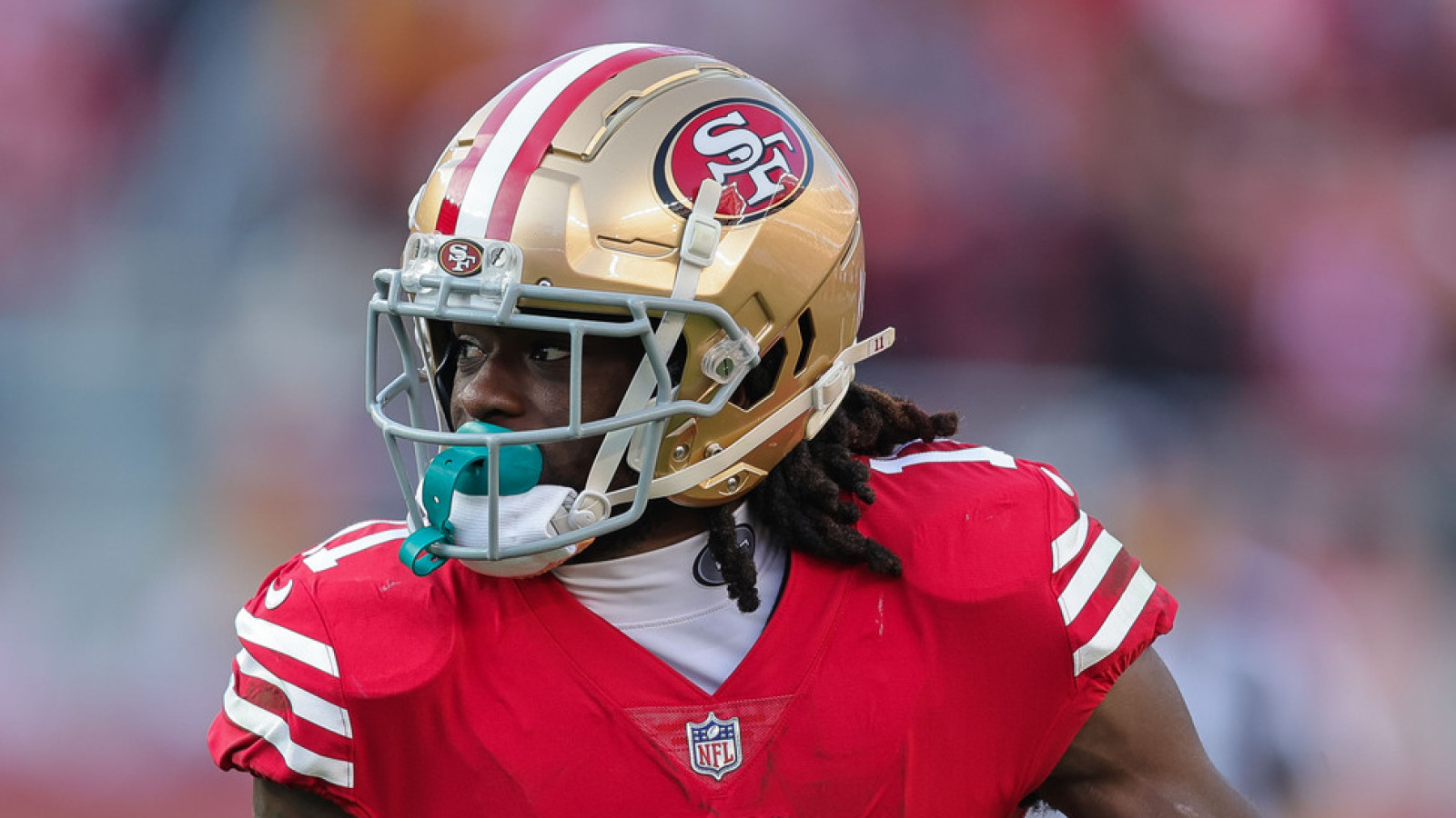 Star WR balks at report of renewed contract talks with 49ers