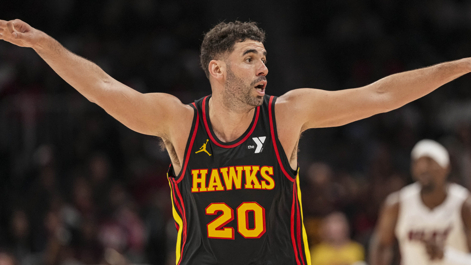 Warriors Target Veterans Niang and Olynyk After Disappointing Offseason