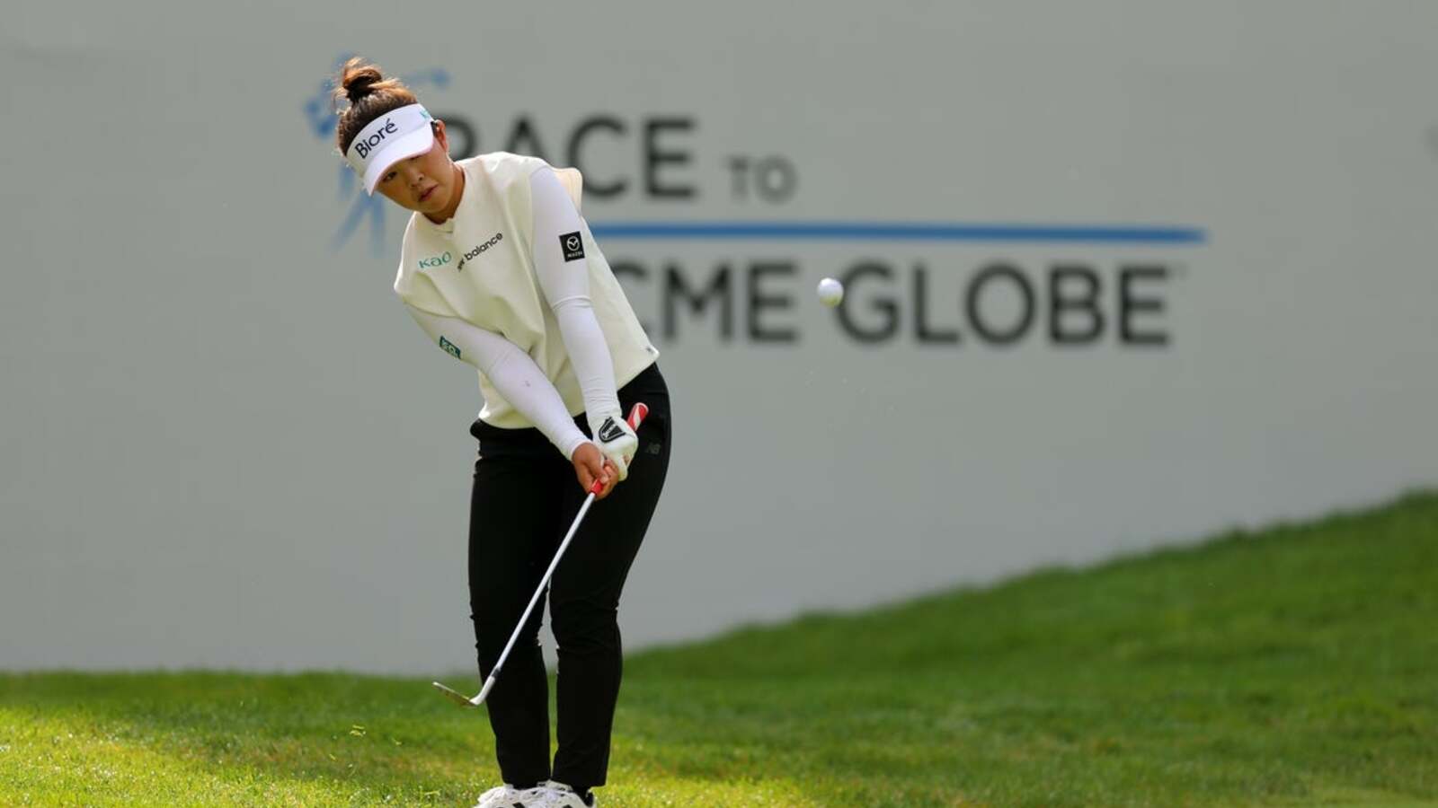 Miyu Yamashita Leads CPKC Women's Open with 8-Under 62