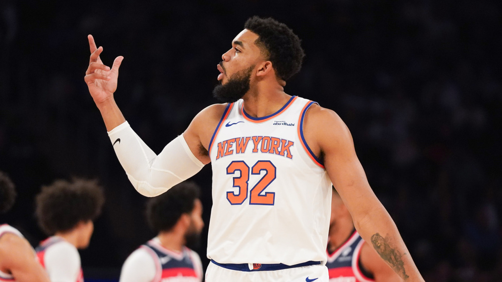 https://www.yardbarker.com/media/f/e/febd32bd6392c0e17111544b6fdbf7f93c8dfbc1/thumb_16x9/karl-anthony-towns-reaches-major-milestone-knicks.jpg?v=1