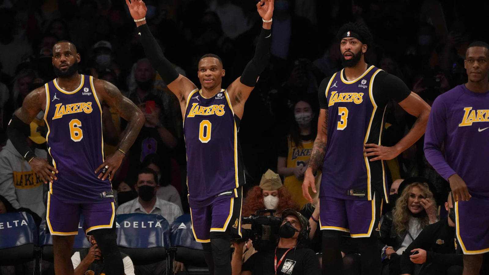 Lakers show off fantastic Halloween costumes - Vimarsana News