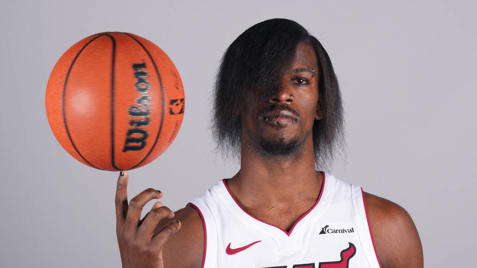 Jimmy Butler puts Damian Lillard on notice after failed trade Yardbarker